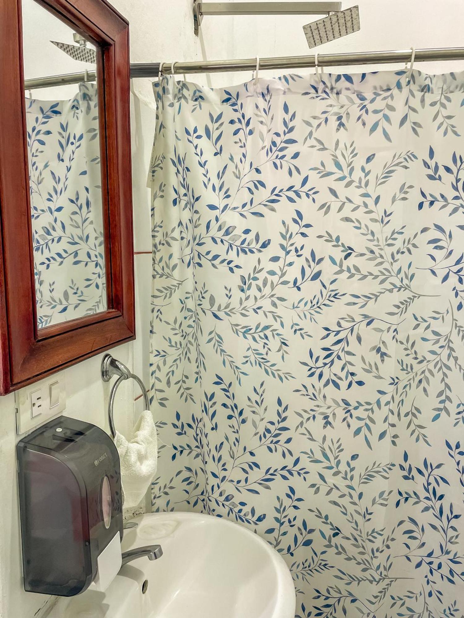 Hostal Eden Moyogalpa Bagian luar foto