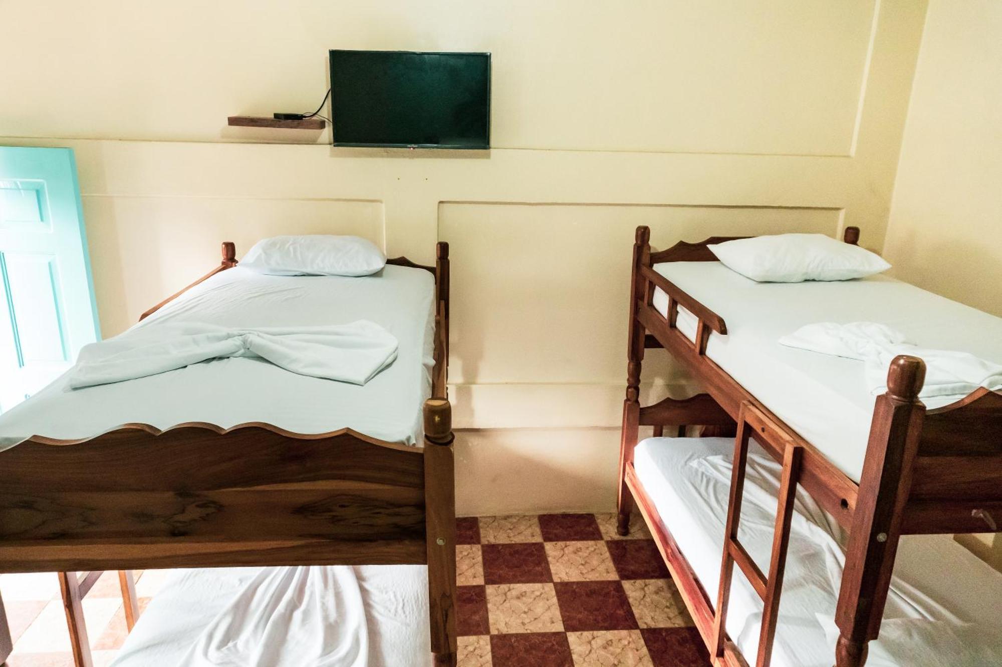 Hostal Eden Moyogalpa Bagian luar foto