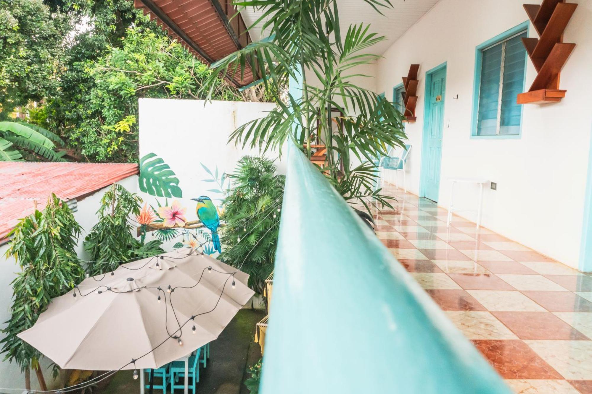 Hostal Eden Moyogalpa Bagian luar foto
