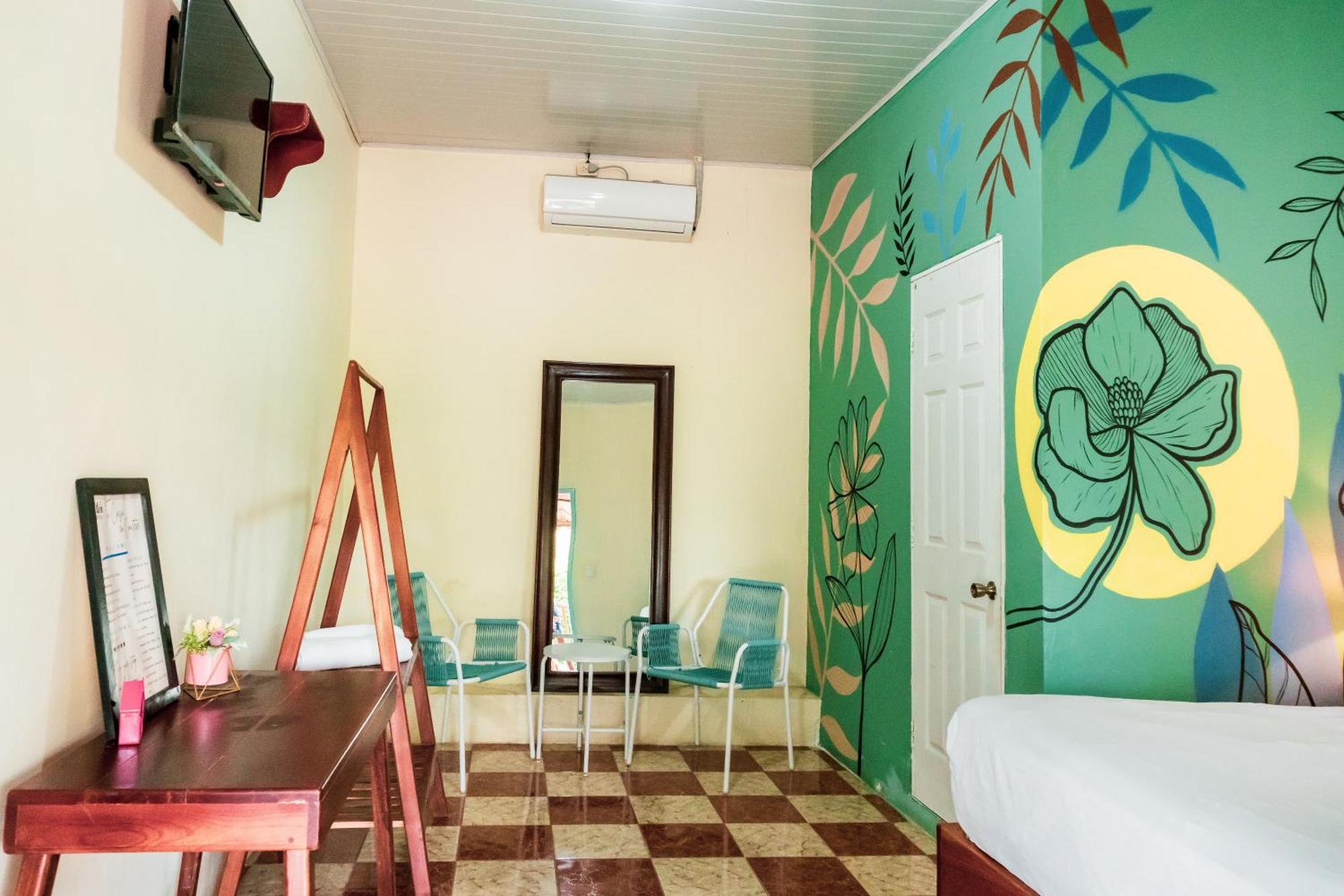 Hostal Eden Moyogalpa Bagian luar foto