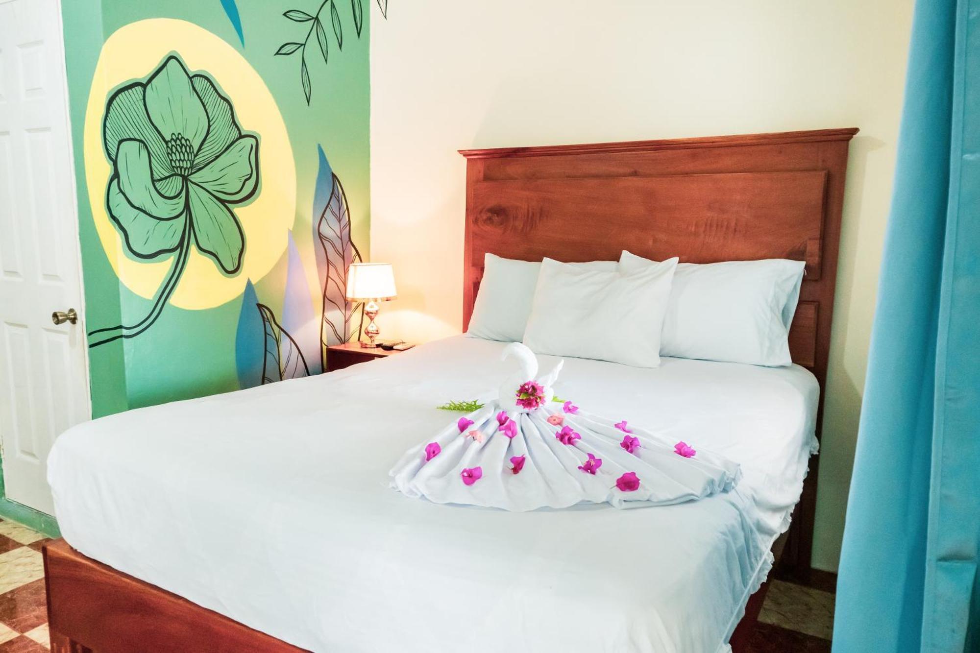Hostal Eden Moyogalpa Bagian luar foto