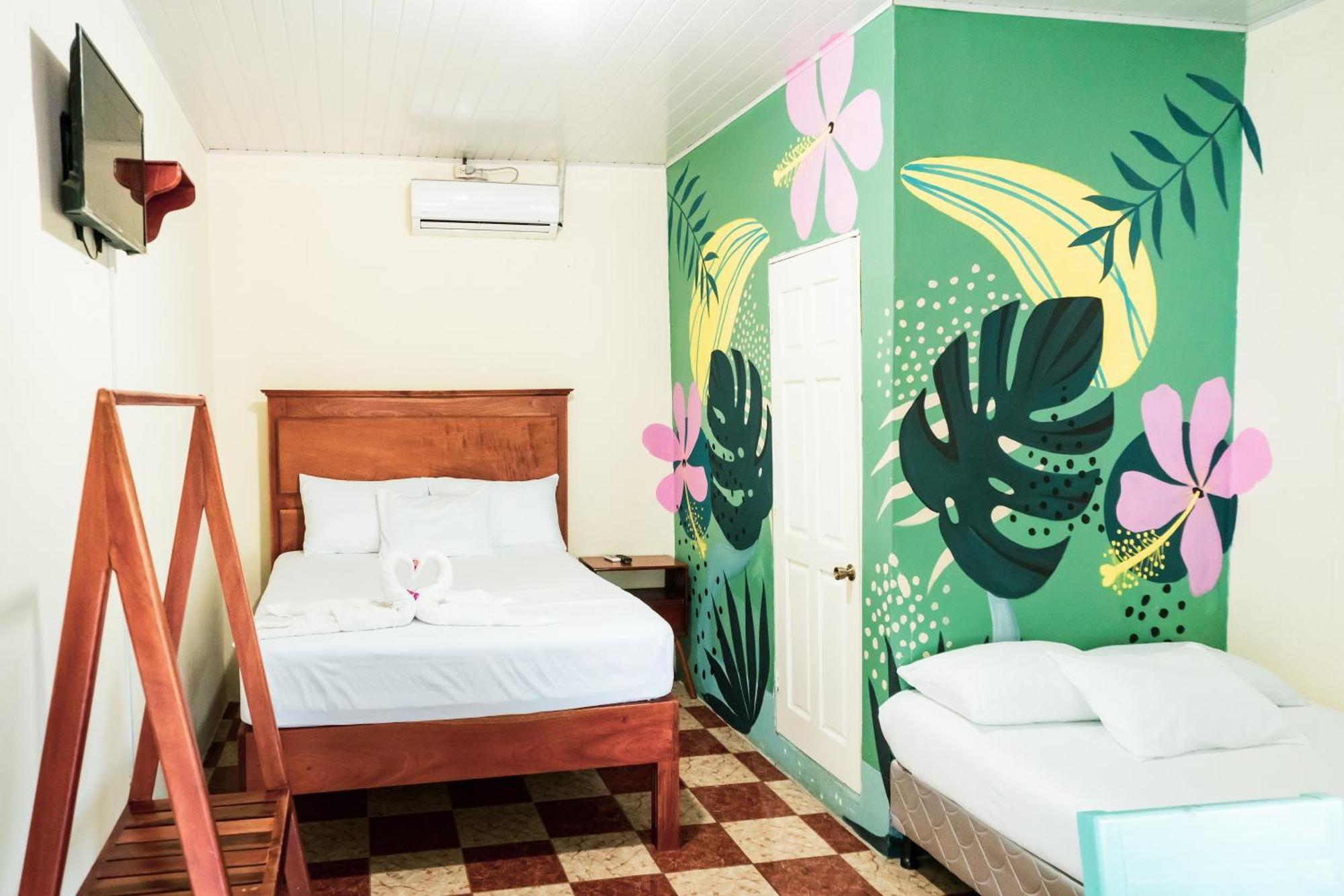 Hostal Eden Moyogalpa Bagian luar foto
