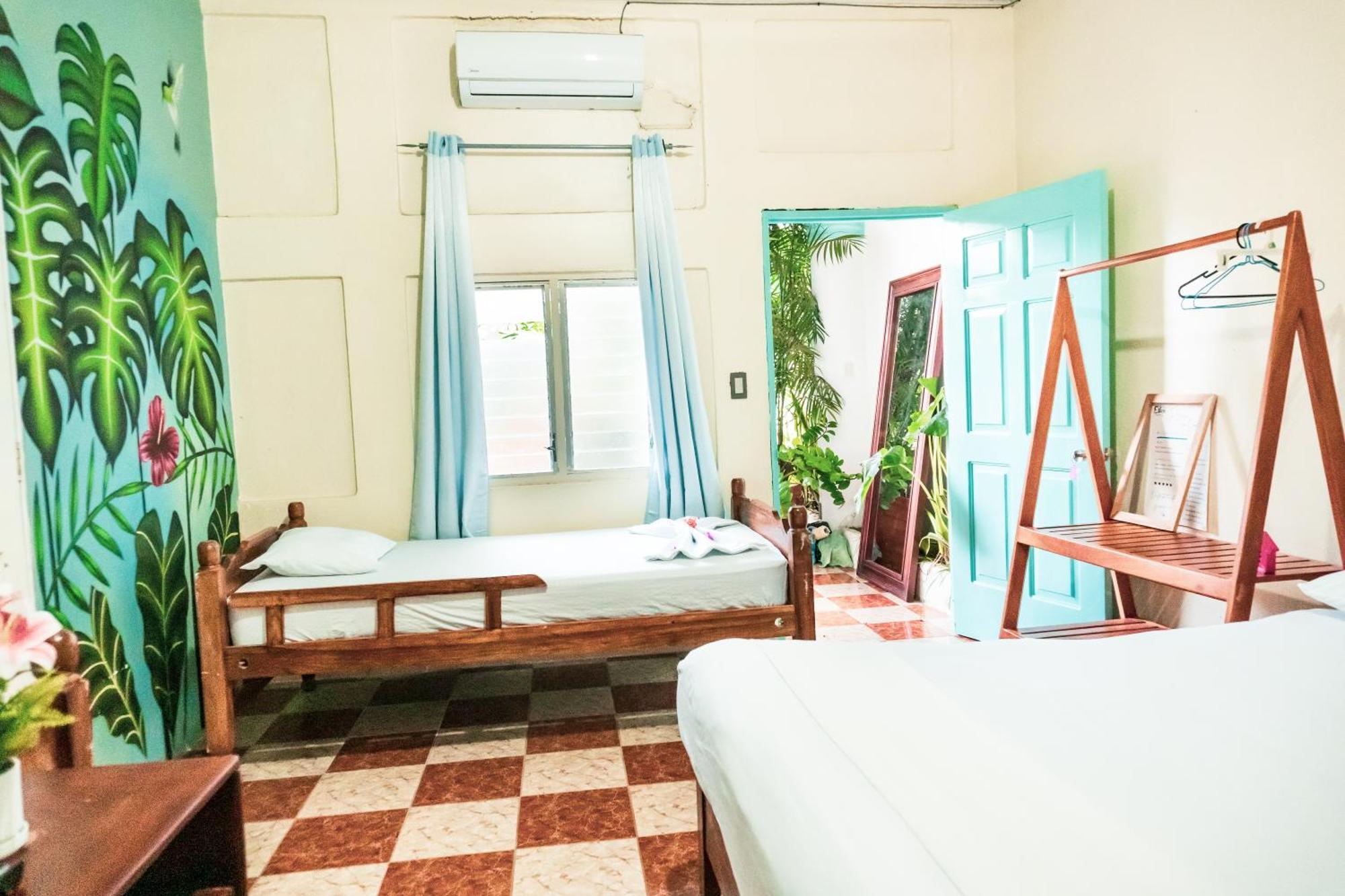 Hostal Eden Moyogalpa Bagian luar foto