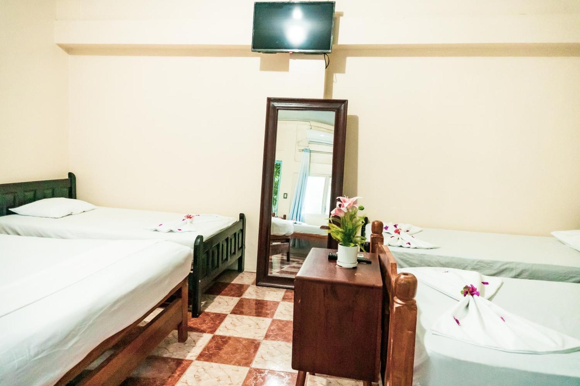 Hostal Eden Moyogalpa Bagian luar foto