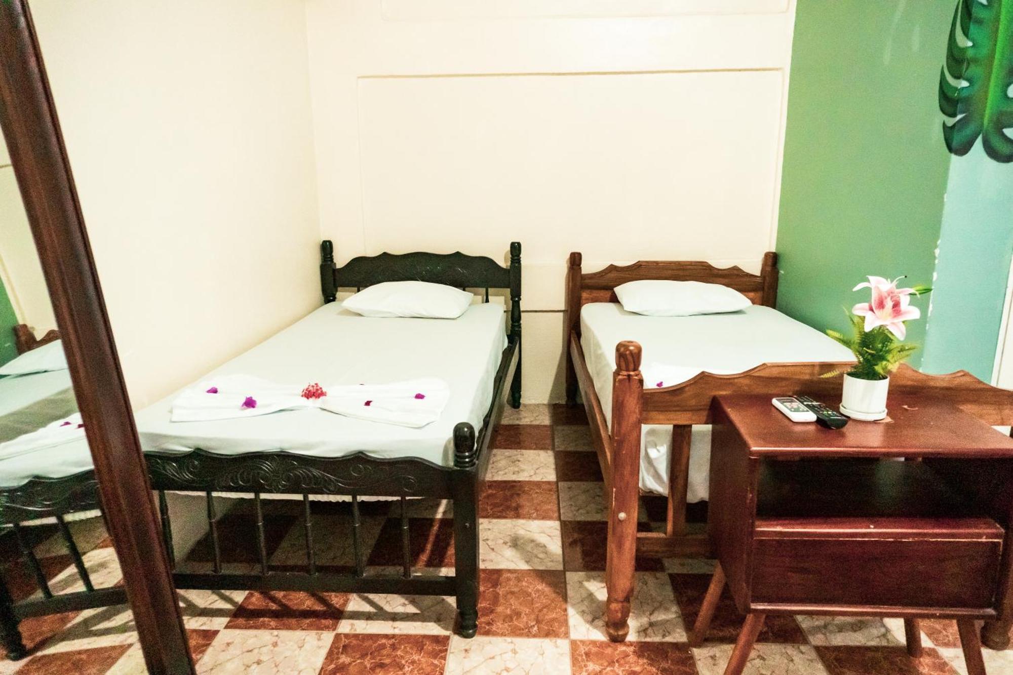 Hostal Eden Moyogalpa Bagian luar foto