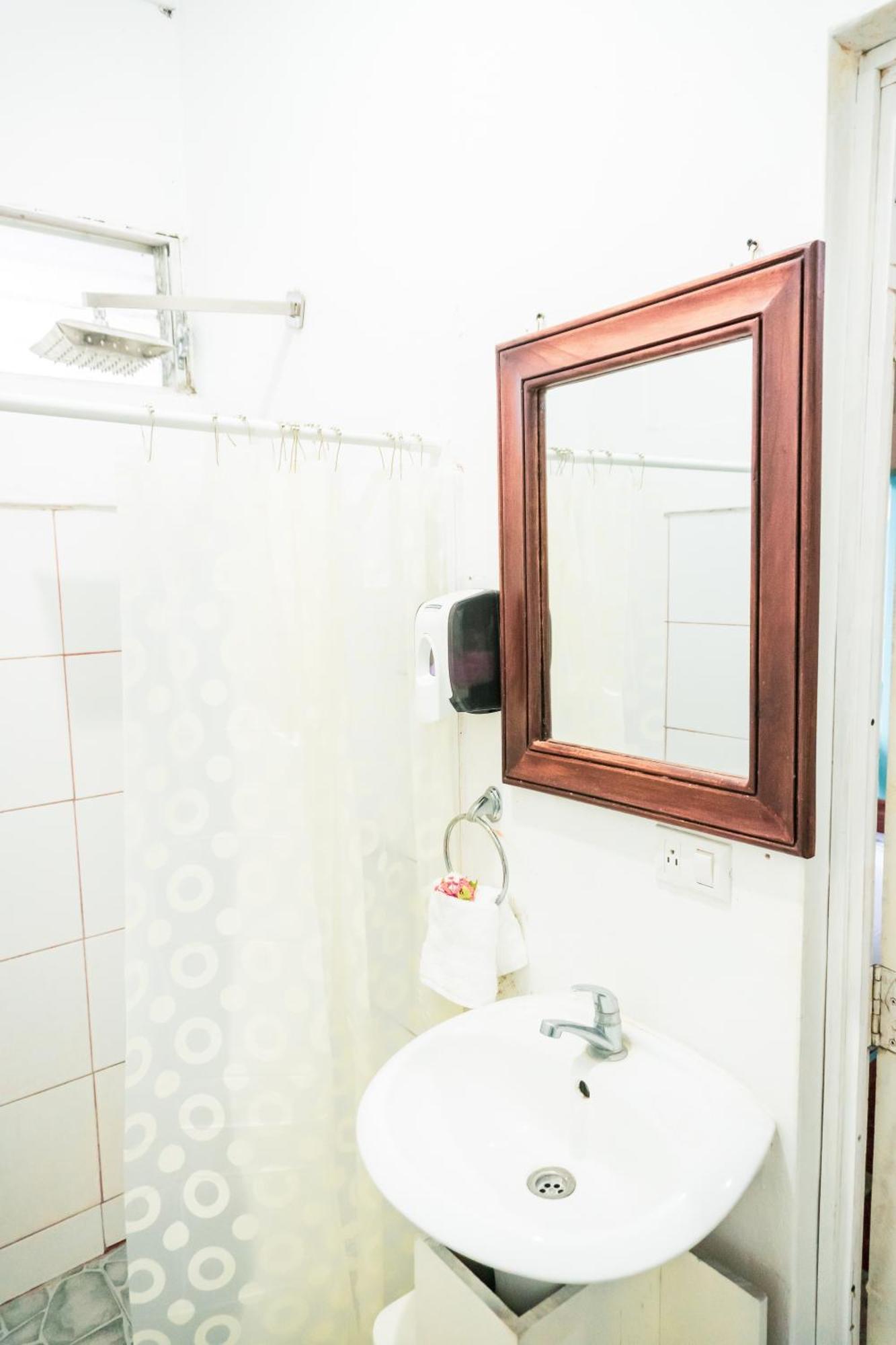 Hostal Eden Moyogalpa Bagian luar foto